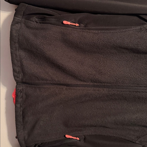New Balance Black and Red Fleece Jacket - Picture 4 of 9